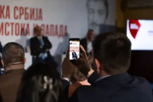 Sretenje Serbia between east and west: Cultural Identity as a Strategic Framework 11 ENTR0639