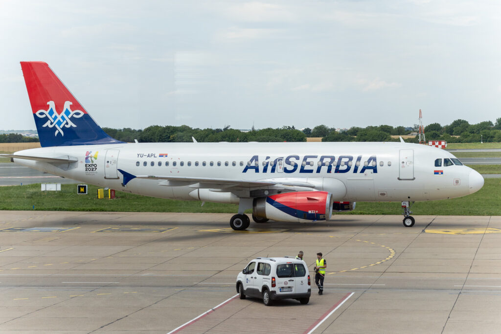 451A8195